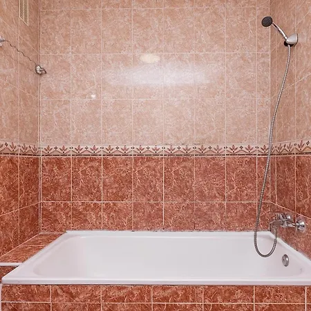 San Rafael Center Apartment *