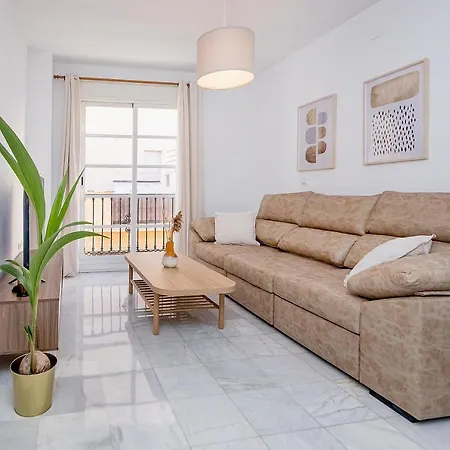 San Rafael Center Apartment *
